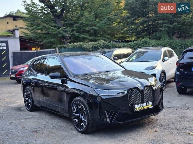 Чорний БМВ iX, об'ємом двигуна 0 л та пробігом 14 тис. км за 57500 $, фото 4 на Automoto.ua