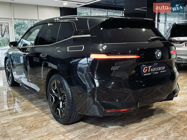 Чорний БМВ iX, об'ємом двигуна 0 л та пробігом 1 тис. км за 94900 $, фото 11 на Automoto.ua
