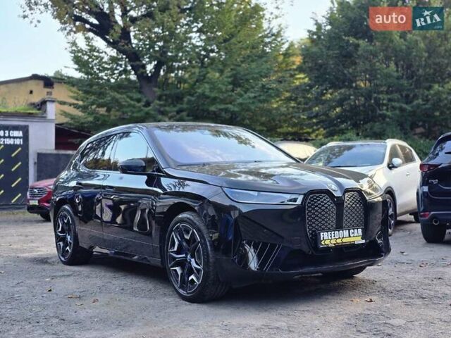 Чорний БМВ iX, об'ємом двигуна 0 л та пробігом 14 тис. км за 57500 $, фото 3 на Automoto.ua