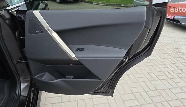 Черный БМВ iX, объемом двигателя 0 л и пробегом 98 тыс. км за 58800 $, фото 100 на Automoto.ua