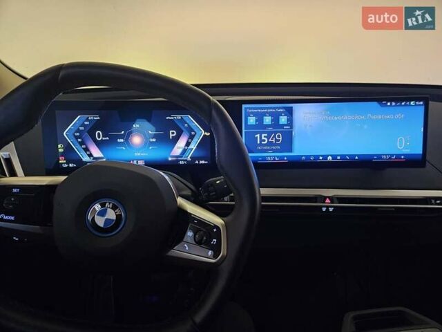 Чорний БМВ iX, об'ємом двигуна 0 л та пробігом 33 тис. км за 48100 $, фото 5 на Automoto.ua