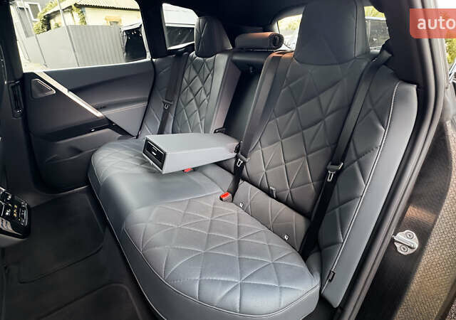 Чорний БМВ iX, об'ємом двигуна 0 л та пробігом 30 тис. км за 99900 $, фото 19 на Automoto.ua