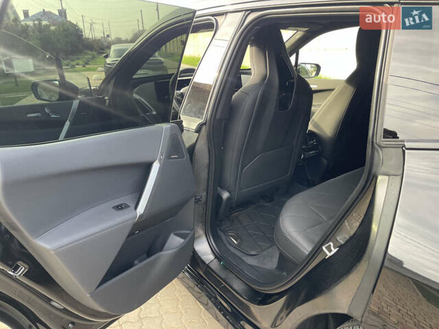 Черный БМВ iX, объемом двигателя 0 л и пробегом 1 тыс. км за 58000 $, фото 39 на Automoto.ua