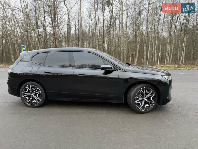 Чорний БМВ iX, об'ємом двигуна 0 л та пробігом 43 тис. км за 49500 $, фото 4 на Automoto.ua