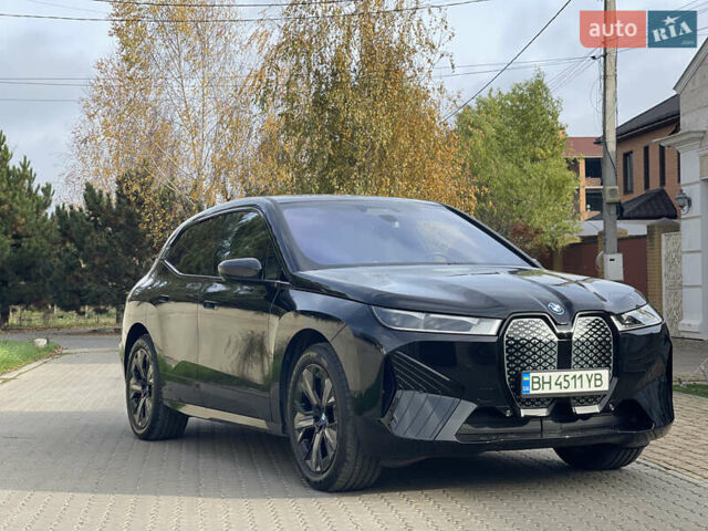 Черный БМВ iX, объемом двигателя 0 л и пробегом 1 тыс. км за 58000 $, фото 15 на Automoto.ua