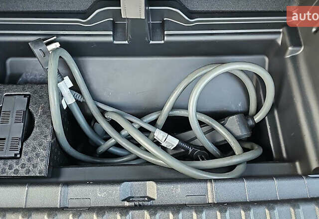 Чорний БМВ iX, об'ємом двигуна 0 л та пробігом 23 тис. км за 69990 $, фото 21 на Automoto.ua