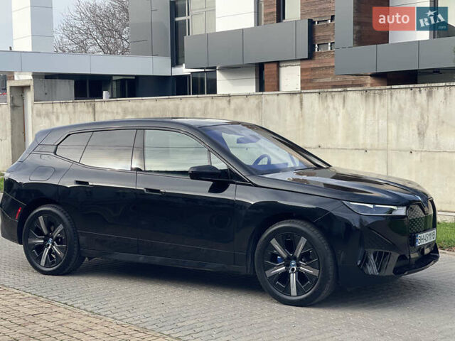 Черный БМВ iX, объемом двигателя 0 л и пробегом 1 тыс. км за 58000 $, фото 13 на Automoto.ua