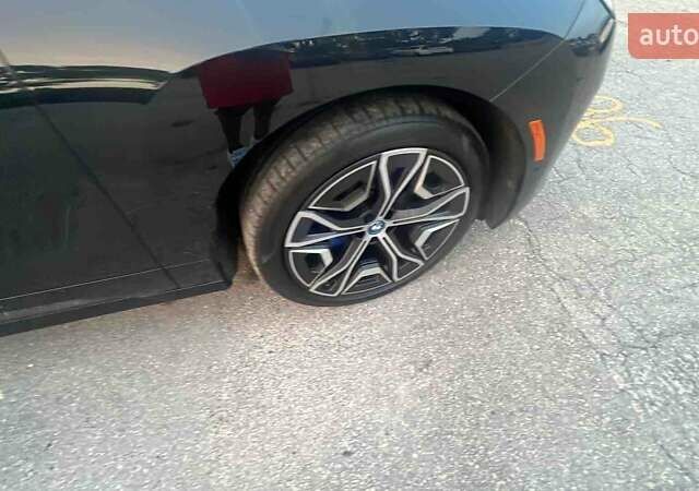 Чорний БМВ iX, об'ємом двигуна 0 л та пробігом 5 тис. км за 88990 $, фото 16 на Automoto.ua
