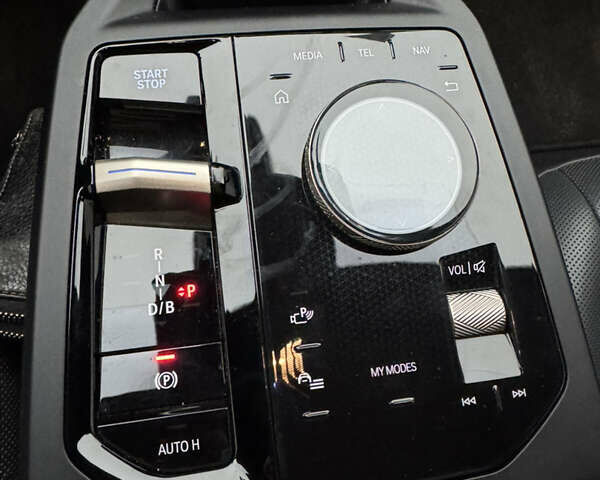 Чорний БМВ iX, об'ємом двигуна 0 л та пробігом 43 тис. км за 49500 $, фото 12 на Automoto.ua