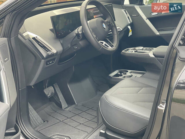Черный БМВ iX, объемом двигателя 0 л и пробегом 1 тыс. км за 58000 $, фото 21 на Automoto.ua
