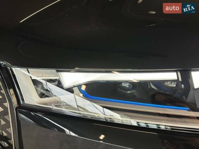Чорний БМВ iX, об'ємом двигуна 0 л та пробігом 10 тис. км за 81469 $, фото 10 на Automoto.ua