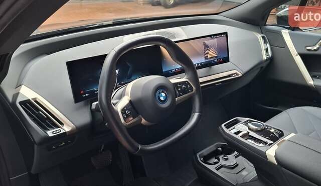 Чорний БМВ iX, об'ємом двигуна 0 л та пробігом 39 тис. км за 57000 $, фото 5 на Automoto.ua