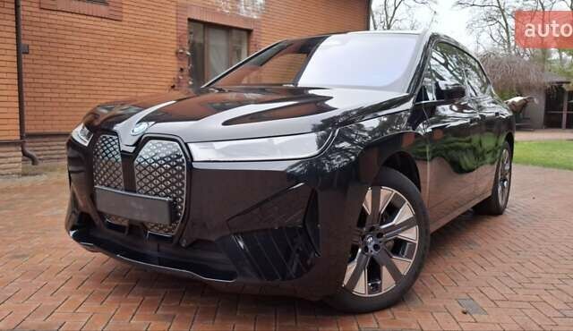 Чорний БМВ iX, об'ємом двигуна 0 л та пробігом 39 тис. км за 57000 $, фото 39 на Automoto.ua