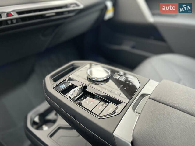 Черный БМВ iX, объемом двигателя 0 л и пробегом 1 тыс. км за 58000 $, фото 27 на Automoto.ua