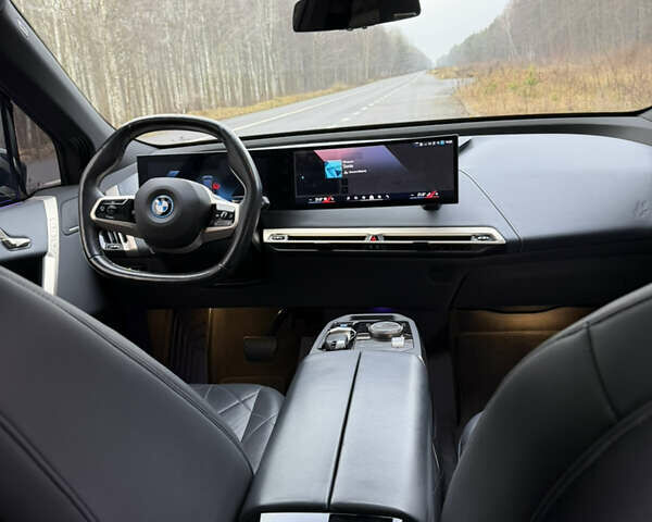 Чорний БМВ iX, об'ємом двигуна 0 л та пробігом 43 тис. км за 49500 $, фото 23 на Automoto.ua