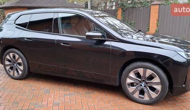 Чорний БМВ iX, об'ємом двигуна 0 л та пробігом 39 тис. км за 57000 $, фото 29 на Automoto.ua