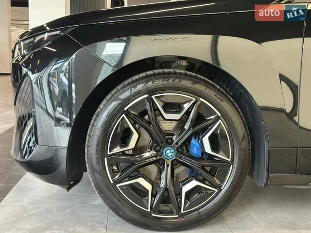 Чорний БМВ iX, об'ємом двигуна 0 л та пробігом 10 тис. км за 81469 $, фото 5 на Automoto.ua