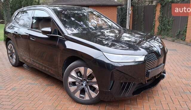 Чорний БМВ iX, об'ємом двигуна 0 л та пробігом 39 тис. км за 57000 $, фото 11 на Automoto.ua