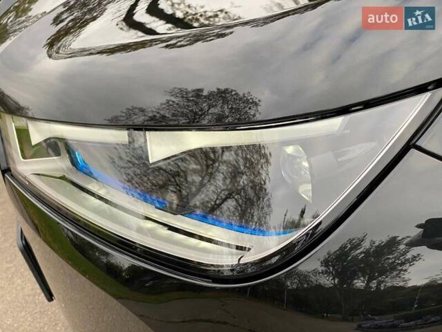 Чорний БМВ iX, об'ємом двигуна 0 л та пробігом 19 тис. км за 59999 $, фото 13 на Automoto.ua