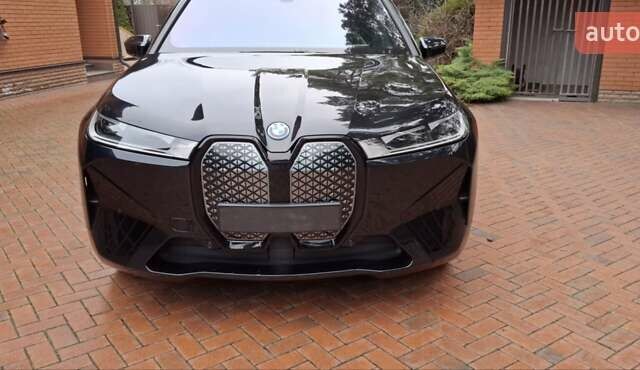 Чорний БМВ iX, об'ємом двигуна 0 л та пробігом 39 тис. км за 57000 $, фото 32 на Automoto.ua