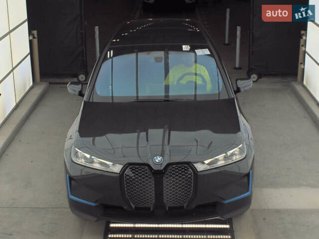 Чорний БМВ iX, об'ємом двигуна 0 л та пробігом 23 тис. км за 69990 $, фото 6 на Automoto.ua