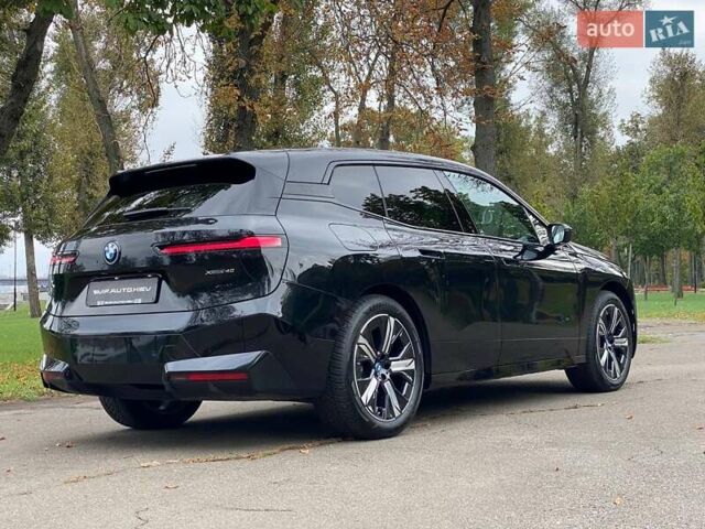 Чорний БМВ iX, об'ємом двигуна 0 л та пробігом 19 тис. км за 59999 $, фото 5 на Automoto.ua