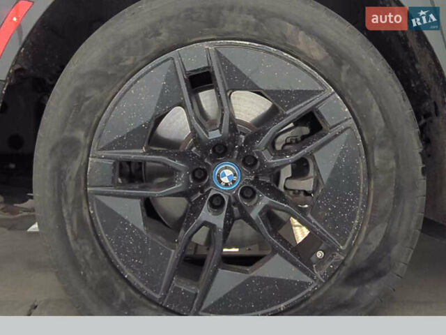 Чорний БМВ iX, об'ємом двигуна 0 л та пробігом 23 тис. км за 69990 $, фото 23 на Automoto.ua