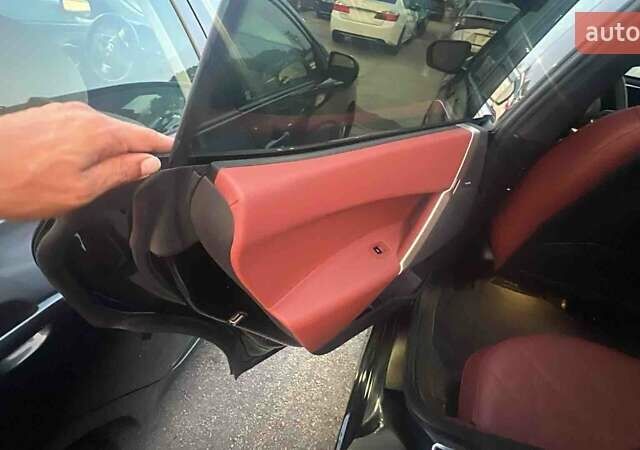 Чорний БМВ iX, об'ємом двигуна 0 л та пробігом 5 тис. км за 88990 $, фото 8 на Automoto.ua