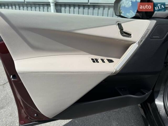 Красный БМВ iX, объемом двигателя 0 л и пробегом 35 тыс. км за 55000 $, фото 7 на Automoto.ua