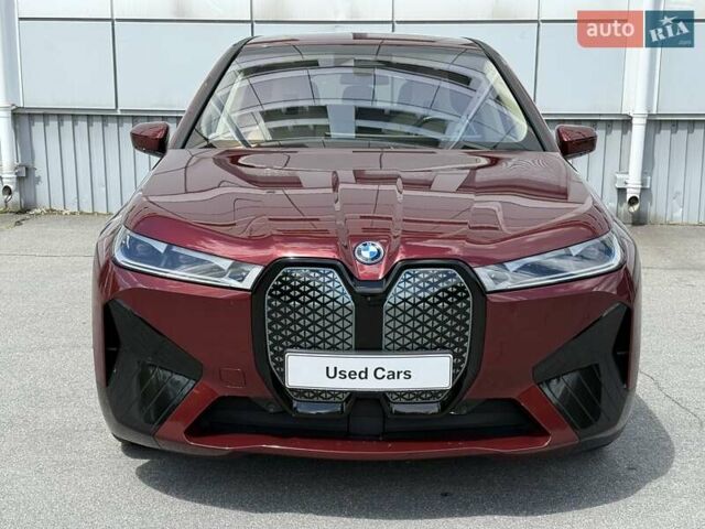 Красный БМВ iX, объемом двигателя 0 л и пробегом 35 тыс. км за 55000 $, фото 1 на Automoto.ua