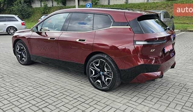Красный БМВ iX, объемом двигателя 0 л и пробегом 57 тыс. км за 59999 $, фото 34 на Automoto.ua