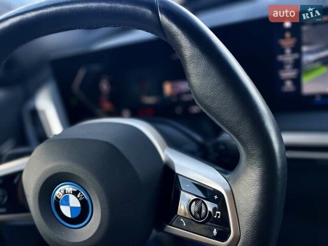 Красный БМВ iX, объемом двигателя 0 л и пробегом 38 тыс. км за 44999 $, фото 22 на Automoto.ua