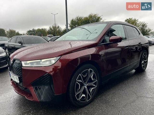 Червоний БМВ iX, об'ємом двигуна 0 л та пробігом 35 тис. км за 46000 $, фото 4 на Automoto.ua