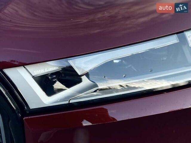 Красный БМВ iX, объемом двигателя 0 л и пробегом 38 тыс. км за 44999 $, фото 12 на Automoto.ua