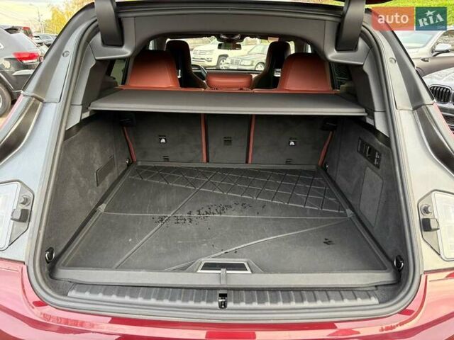 Красный БМВ iX, объемом двигателя 0 л и пробегом 19 тыс. км за 73300 $, фото 17 на Automoto.ua