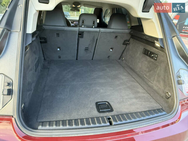 Красный БМВ iX, объемом двигателя 0 л и пробегом 130 тыс. км за 53900 $, фото 22 на Automoto.ua