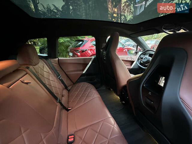 Красный БМВ iX, объемом двигателя 0 л и пробегом 34 тыс. км за 66800 $, фото 45 на Automoto.ua