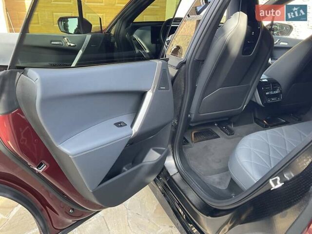 Красный БМВ iX, объемом двигателя 0 л и пробегом 21 тыс. км за 69999 $, фото 21 на Automoto.ua