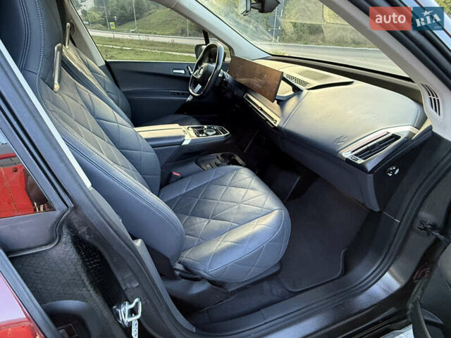 Красный БМВ iX, объемом двигателя 0 л и пробегом 130 тыс. км за 53900 $, фото 27 на Automoto.ua