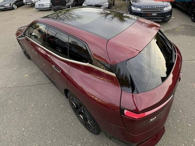 Красный БМВ iX, объемом двигателя 0 л и пробегом 19 тыс. км за 73300 $, фото 6 на Automoto.ua