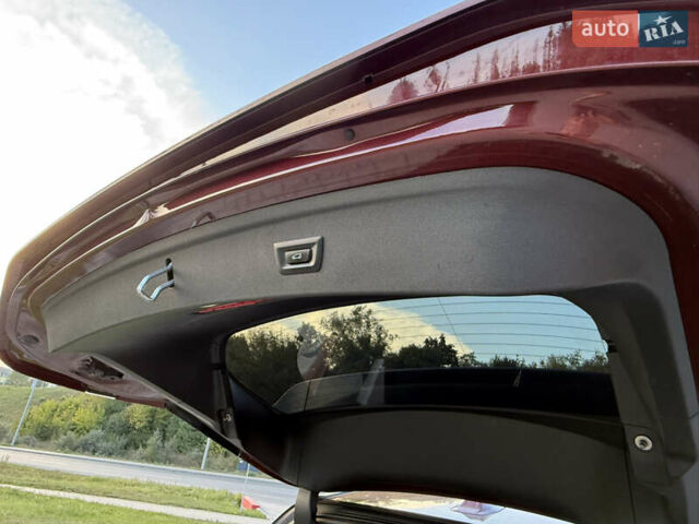 Красный БМВ iX, объемом двигателя 0 л и пробегом 130 тыс. км за 53900 $, фото 21 на Automoto.ua