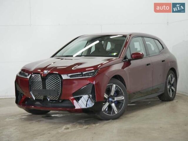 Красный БМВ iX, объемом двигателя 0 л и пробегом 8 тыс. км за 73000 $, фото 2 на Automoto.ua