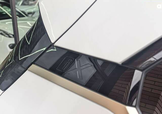 БМВ iX, объемом двигателя 4.25 л и пробегом 3 тыс. км за 72999 $, фото 29 на Automoto.ua