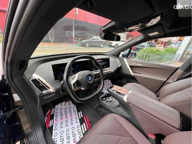 БМВ iX, объемом двигателя 0 л и пробегом 25 тыс. км за 79900 $, фото 14 на Automoto.ua