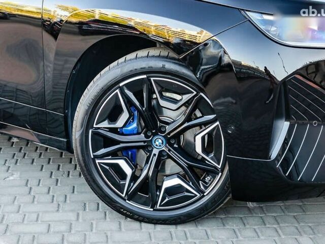 БМВ iX, объемом двигателя 0 л и пробегом 43 тыс. км за 69900 $, фото 17 на Automoto.ua
