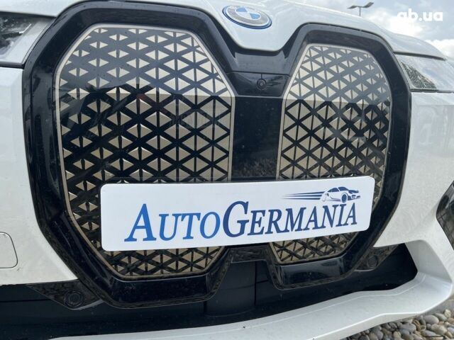 БМВ iX, об'ємом двигуна 0 л та пробігом 1 тис. км за 122591 $, фото 41 на Automoto.ua