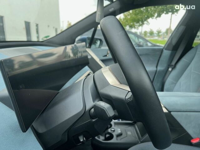 БМВ iX, объемом двигателя 0 л и пробегом 2 тыс. км за 124526 $, фото 11 на Automoto.ua