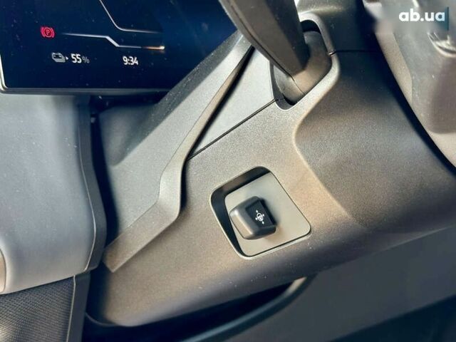 БМВ iX, объемом двигателя 0 л и пробегом 121 тыс. км за 39999 $, фото 24 на Automoto.ua