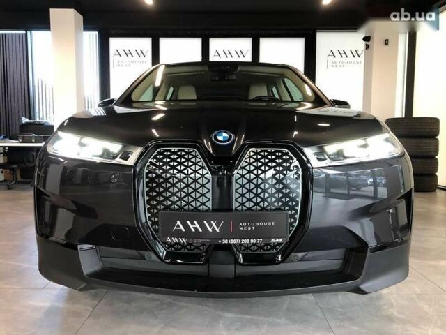 БМВ iX, объемом двигателя 0 л и пробегом 56 тыс. км за 46900 $, фото 1 на Automoto.ua