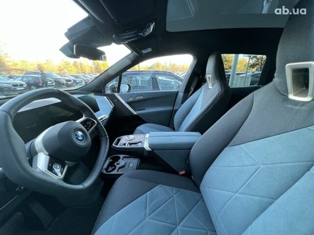 БМВ iX, об'ємом двигуна 0 л та пробігом 4 тис. км за 70533 $, фото 15 на Automoto.ua